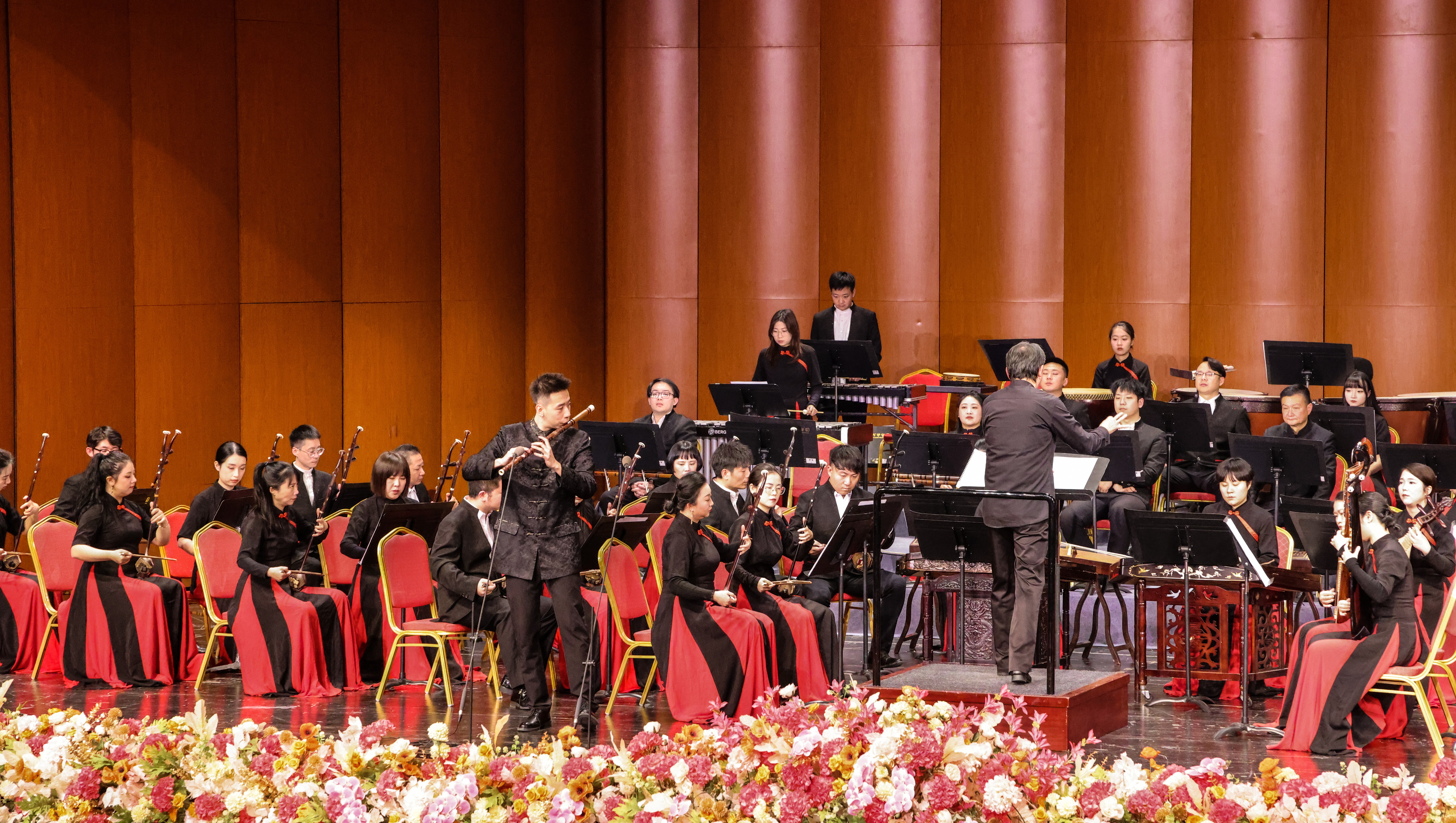 節(jié)目1(1).jpg 節(jié)目1(1).jpg